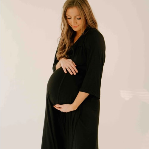 Amelia Labor & Postpartum Gown in Black – Lila