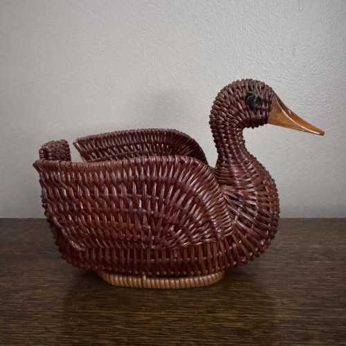 Vintage Avon Wicker Duck Basket with Wooden Bill (includes box)