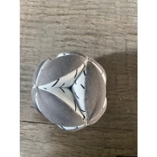 Montessori Ball - Lovevery Pre-Loved