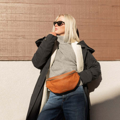 Amie Fanny Pack - Women's Designer Leather Fanny Packs | Azaria – AZARIA