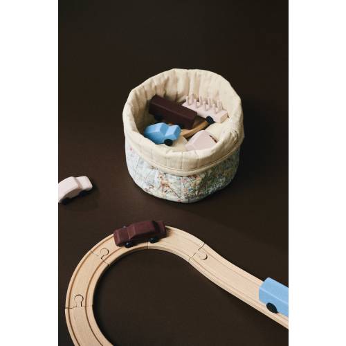 SMALL QUILTED STORAGE BASKET