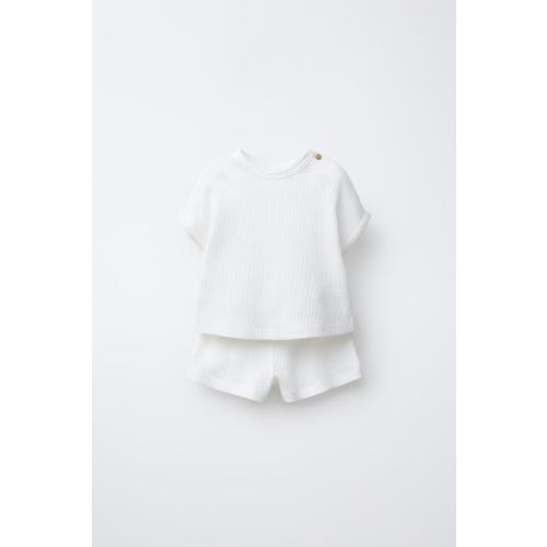 PLAIN WAFFLE T-SHIRT AND BERMUDA SET - Oyster-white | ZARA United States
