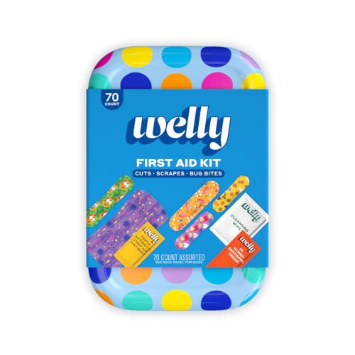 Welly First Aid Kit - Bravery Badges in Flexible Fabric and Waterproof, Singe Use Ointments Triple Antibiotic, Cleansing Wipes and Hydrocortisone - 70 Count