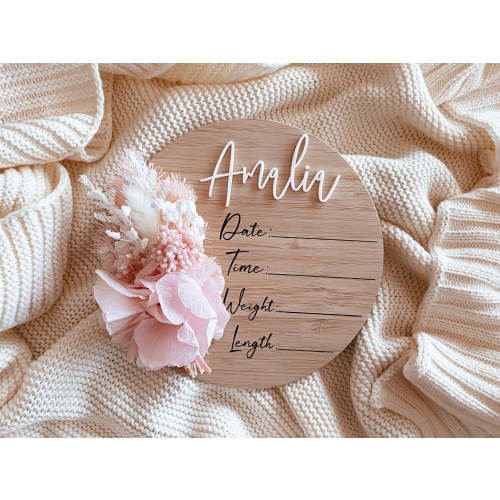 Dried flower personalised writeable birth announcement sign