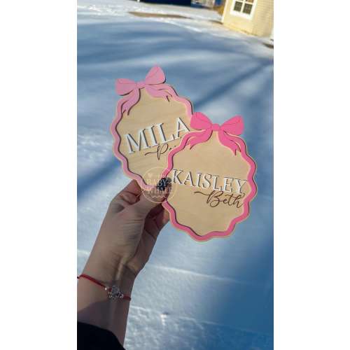 Personalized Monthly Milestone Set| Custom Baby Shower Gift for Girls|Monthly Milestone With Bow|Baby Name Sign for Hospital|Milestone Card