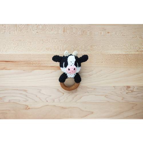 Crochet Cow Rattle Wooden Teether – baby toy, handmade to order