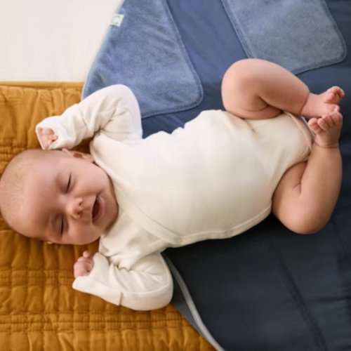 B.E.S.T. Swaddle | Taking Cara Babies