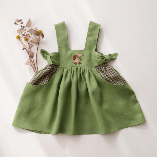 Meadow Green Linen Square Neckline Pinafore Skirt with Grass Green Gin – Dannie and Lilou