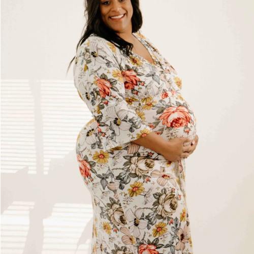 Amelia Labor & Postpartum Gown in Vintage Floral – Lila
