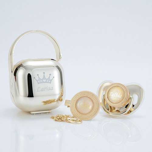 Luxury Personalized Bling Gold Pacifier Set with Clip and Holder – Custom Name Baby Gift for Baby Shower,Newborn,Keepsake,NewbornCelebration