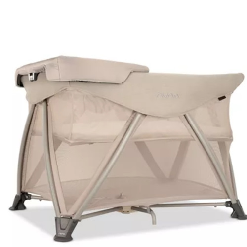 SENA™ aire Play Yard & Travel Crib + SENA™ series changer