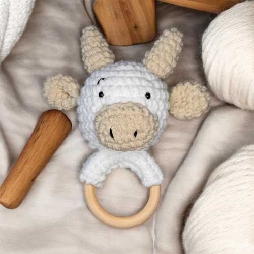 Crochet baby rattle - Cow