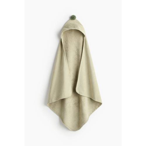 HOODED BATH TOWEL