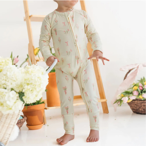 Tulip Fields Zipper Romper in 6-9 months