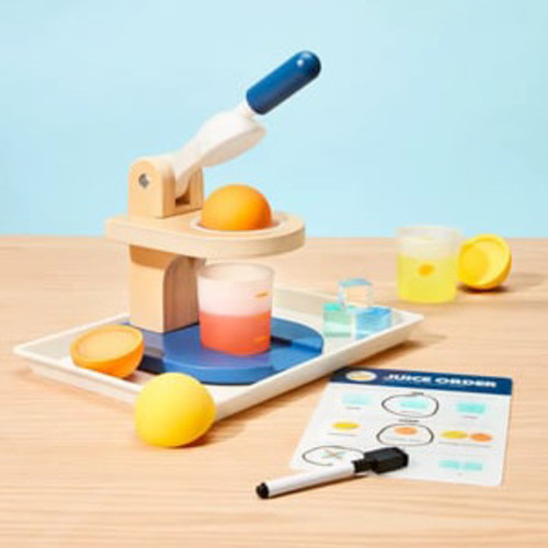 KiwiCo Easy-Squeezy Juicer