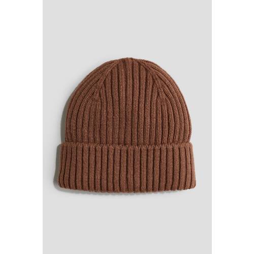 RIB-KNIT HAT