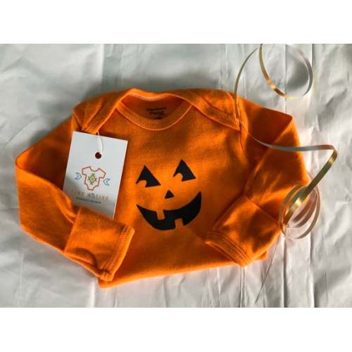Smiling Jack O Lantern Bodysuit | Halloween | Baby Shower Gift | Pumpkin Baby Bodysuit | Halloween Bodysuit - Etsy