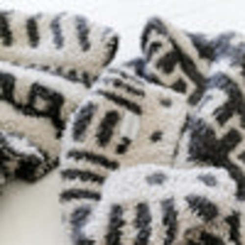 Buy Double-Layer Bamboni® Mini Blanket | Saranoni | Saranoni