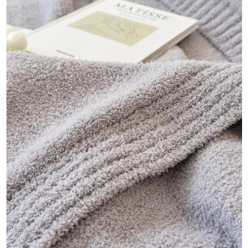 Ultra-Soft Happy Easter Lovely Rabbits Fluffy Microfiber Knitted Throw Blanket Super Cozy Lightweight Bed Blanket for Sofa Couch Bed Travel 50"x60"