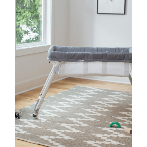 Lotus Bassinet / Travel Crib