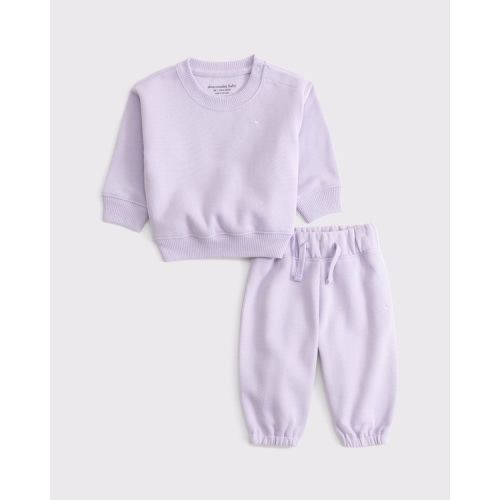 baby essential icon set