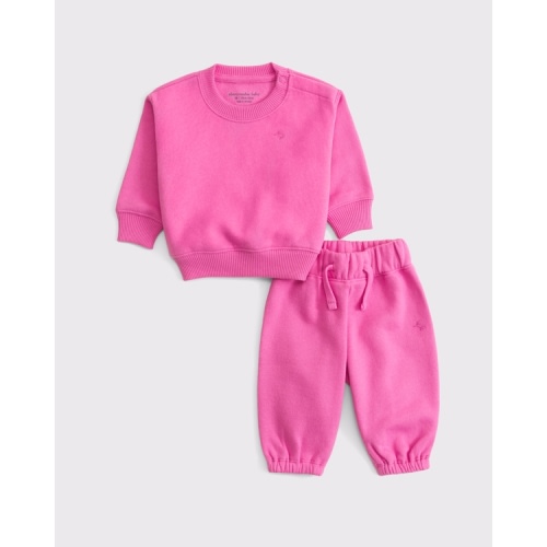 baby essential icon set