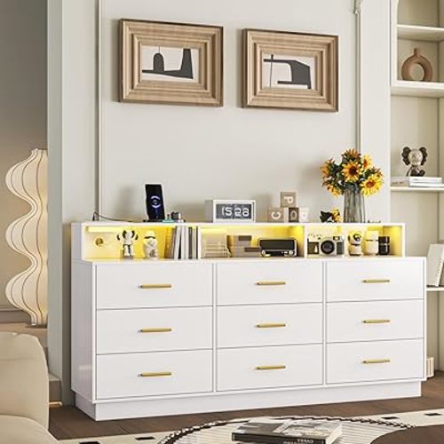 White 9 Drawer Dressers for Bedroom, Modern Large Dresser with LED Light and Power Outlet, Wooden Long Dresser, Triple Dressers for Bedroom, Entryway, Hallway