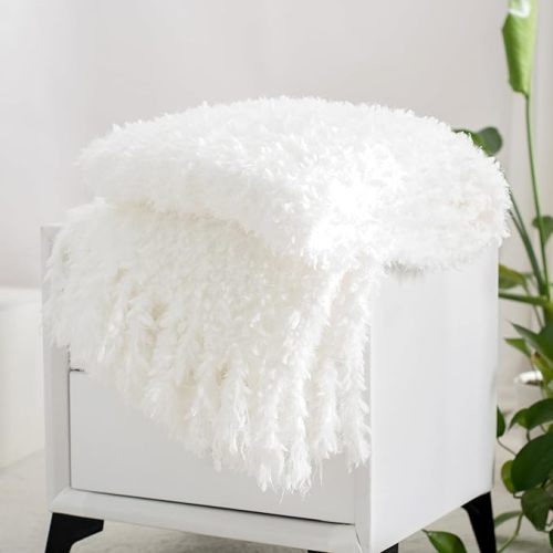 Winter Knit Throw Blanket Fluffy Fuzzy Soft Lightweight Cozy Farmhouse Tassels Chunky Knitted Throws for Couch Sofa Bed (White, 50"x60")