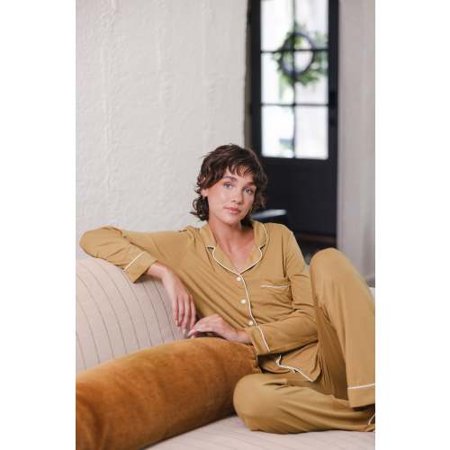 Long-Sleeved Women's Pajama Set in Ochre