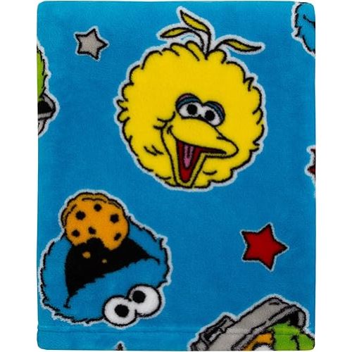 Sesame Street Come and Play Blue, Green, Red and Yellow, Elmo, Big Bird, Cookie Monster, and Oscar The Grouch Toddler Blanket