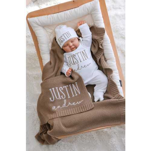 Baby outfit set with cotton knit blanket, personalized newborn gift, baby shower, homecoming set, baby bodysuit with matching hat