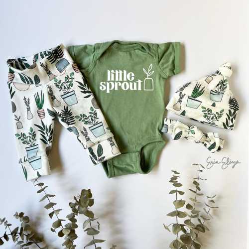 Little sprout baby, Baby sprout outfit, Plant lovers baby gifts, Little Sprout baby gender neutral, Plants baby shower, Plant gifts for baby