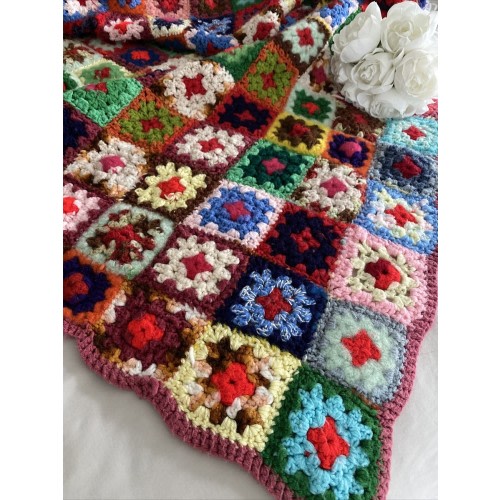 Vintage MCM Handmade Granny Square Crochet Knitted Afghan 55x44