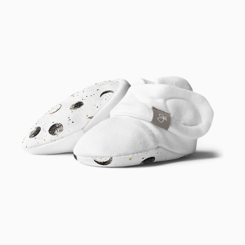 Goumi Kids Stay-On Baby Booties (2 pack) - Many Moons + Storm Grey, 0-3 Months