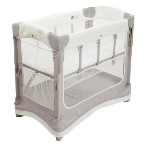Arm's Reach® Mini Ezee™ Deluxe 2-in-1 Co-Sleeper® Bassinet in Grey/White
