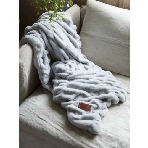 Dreamer Blanket | Super Soft, Cozy Oversized Blanket | Comfrt