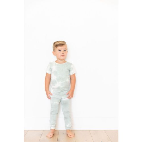 SEA FOAM + WHITE TIE DYE | SHORT SLEEVE
    
    
    
      – COZYS