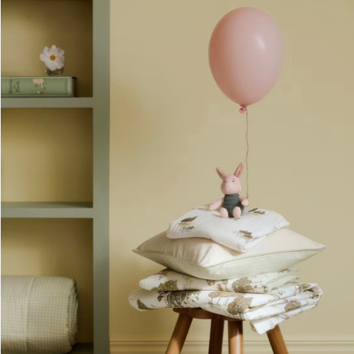 WINNIE & FRIENDS
- PATTERNED MUSLIN BABY BLANKET
