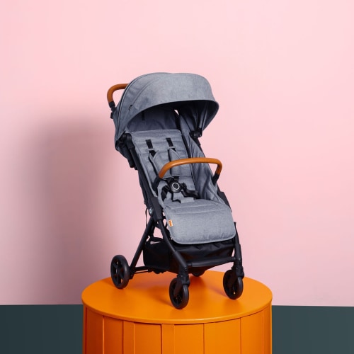 Zoe Traveler: Compact Airplane Travel Stroller
