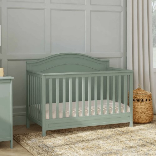 daVinci Charlie 4-in-1 Convertible Crib in Light Sage