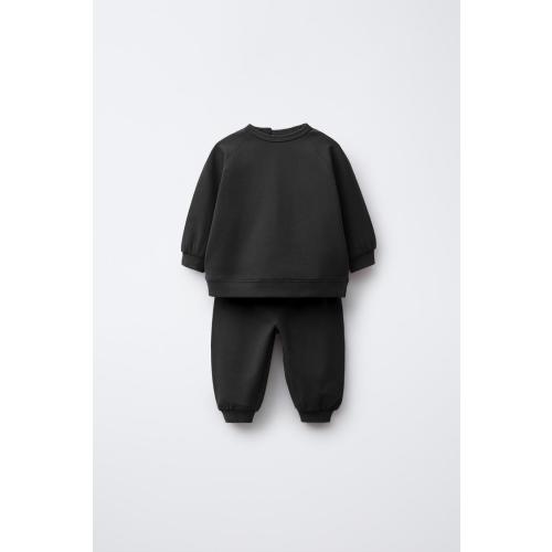SWEATSHIRT AND JOGGER PANTS SET - Black | ZARA United States