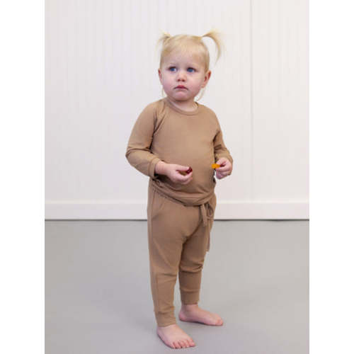 Long Sleeve Jogger Set in Mocha