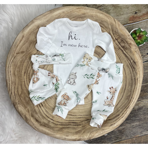 Unisex baby coming home/Gender Neutral coming home outfit/baby animal clothing/baby animals/baby clothing/Premie Baby/Baby Shower Gift
