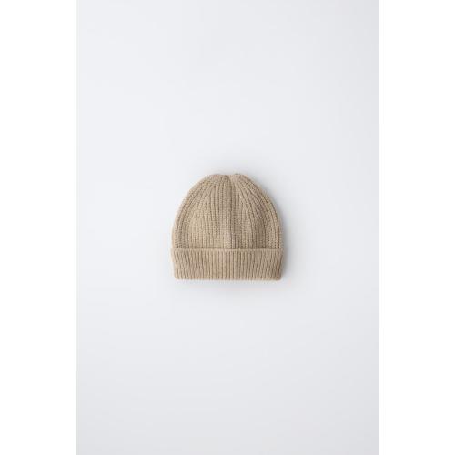 KNIT BEANIE HAT - Light beige | ZARA United States