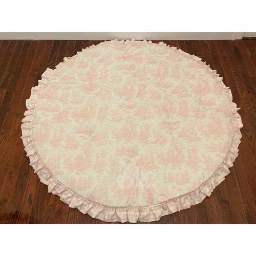 Green monogrammed tummy time mat