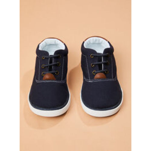 Joel Canvas Sneaker