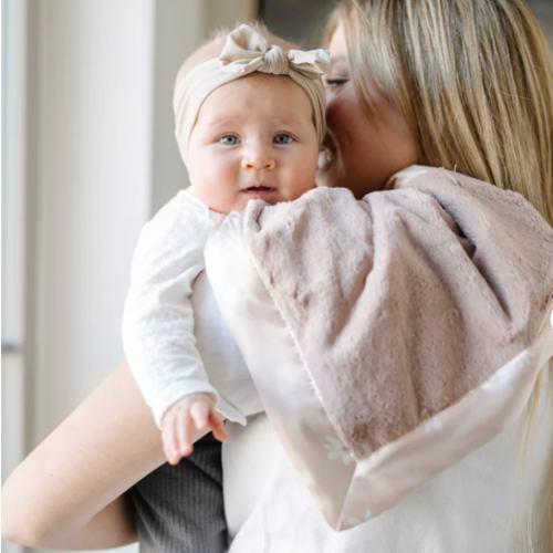 Buy Satin Border Mini Blanket – Soft & Stylish | Saranoni