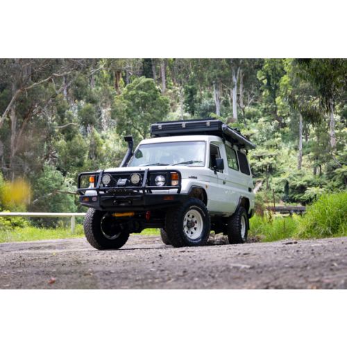 FOR SALE | 1999 Toyota Land Cruiser HZJ78 (4x4) - Troop Carrier "Troop