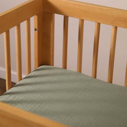 Crib Sheet in GOTS Certified Organic Muslin Cotton