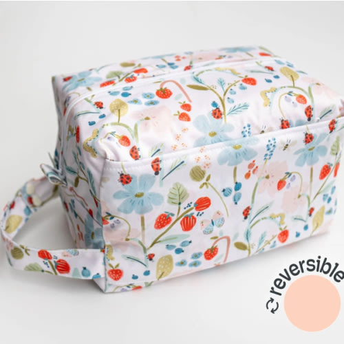 Reversible Storage Travel Cube Diaper Pod with Exterior Storage Pocket - Color: Cheri
